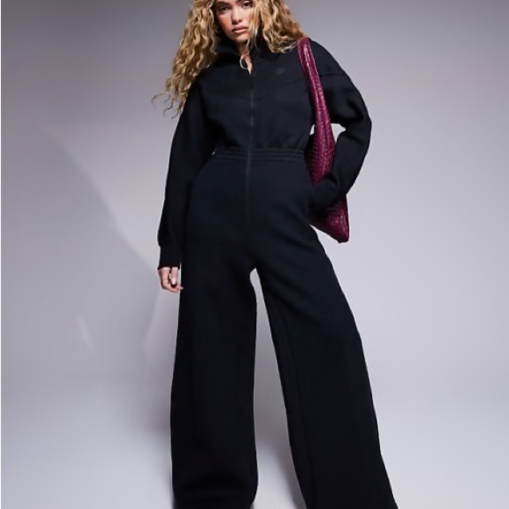 Women's Nike Sportswear Tech Fleece Windrunner Jumpsuit LARGE